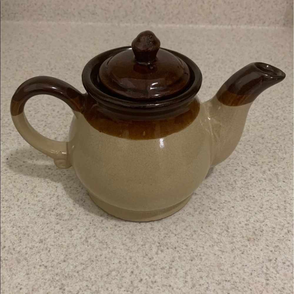 Teapot - Picture 2 of 5